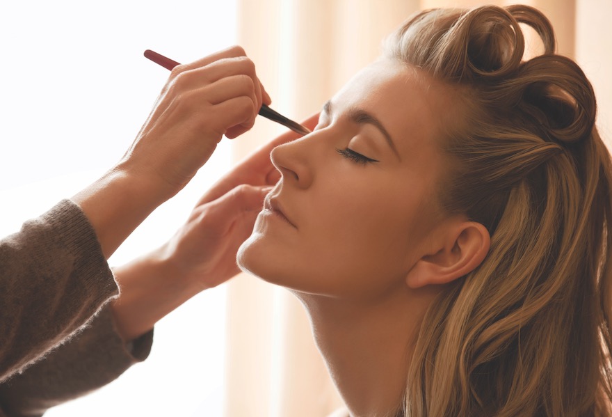 Makeup: Pink lips make-up tutorial by Camila Coelho, Fab Fashion Fix