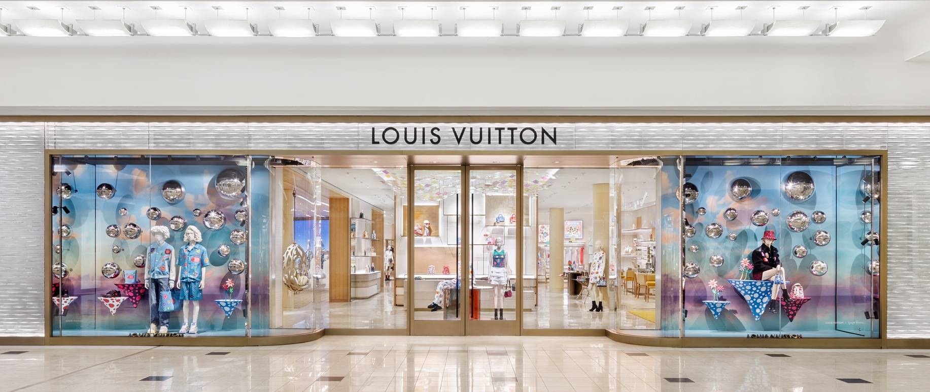 Louis Vuitton Perpetuates Primary Color Trend To New Atlanta