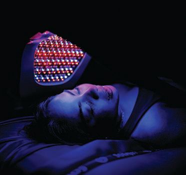  red light therapy simultaneously relieves pain, treats acne and reduces the signs of aging PHOTO COURTESY OF SWEATHOUZ