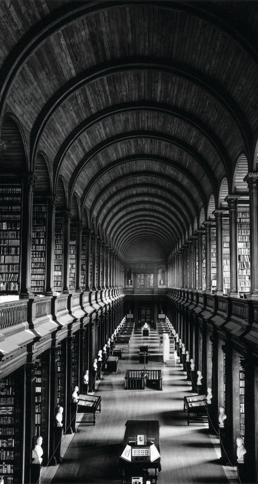 Photo of Trinity College, Dublin from Evelyn Hofer: Eyes on the City, on display at the High Museum of Art March 24 through Aug. 13 PHOTO BY EVELYN HOFER/COURTESY OF GIFT OF DANIEL GREENBERG AND SUSAN STEINHAUSER IN HONOR OF BRETT ABBOTT, 2016.459. © ESTATE OF EVELYN HOFER/HIGH MUSEUM OF ART