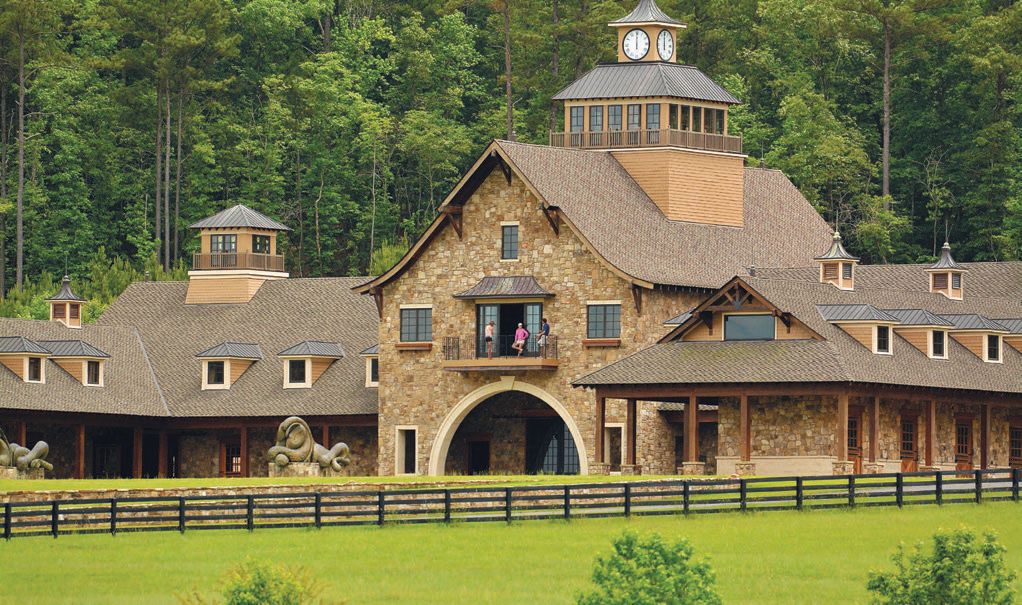 The HorseMansion’s hilltop setting offers a sentinel’s view of the lush rural landscape. HORSEMANSION EXTERIOR PHOTO BY LIZ CRAWLEY PHOTOGRAPHY